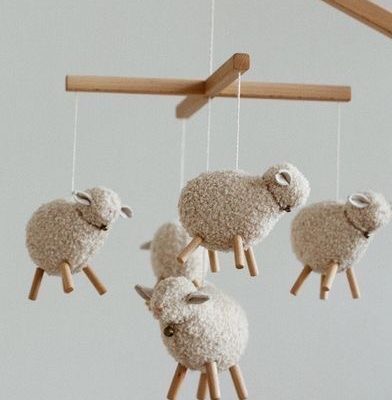 Producto Móvil de cuna ovejas